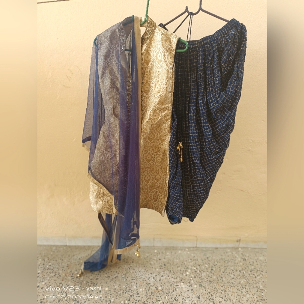 Patliya suit
